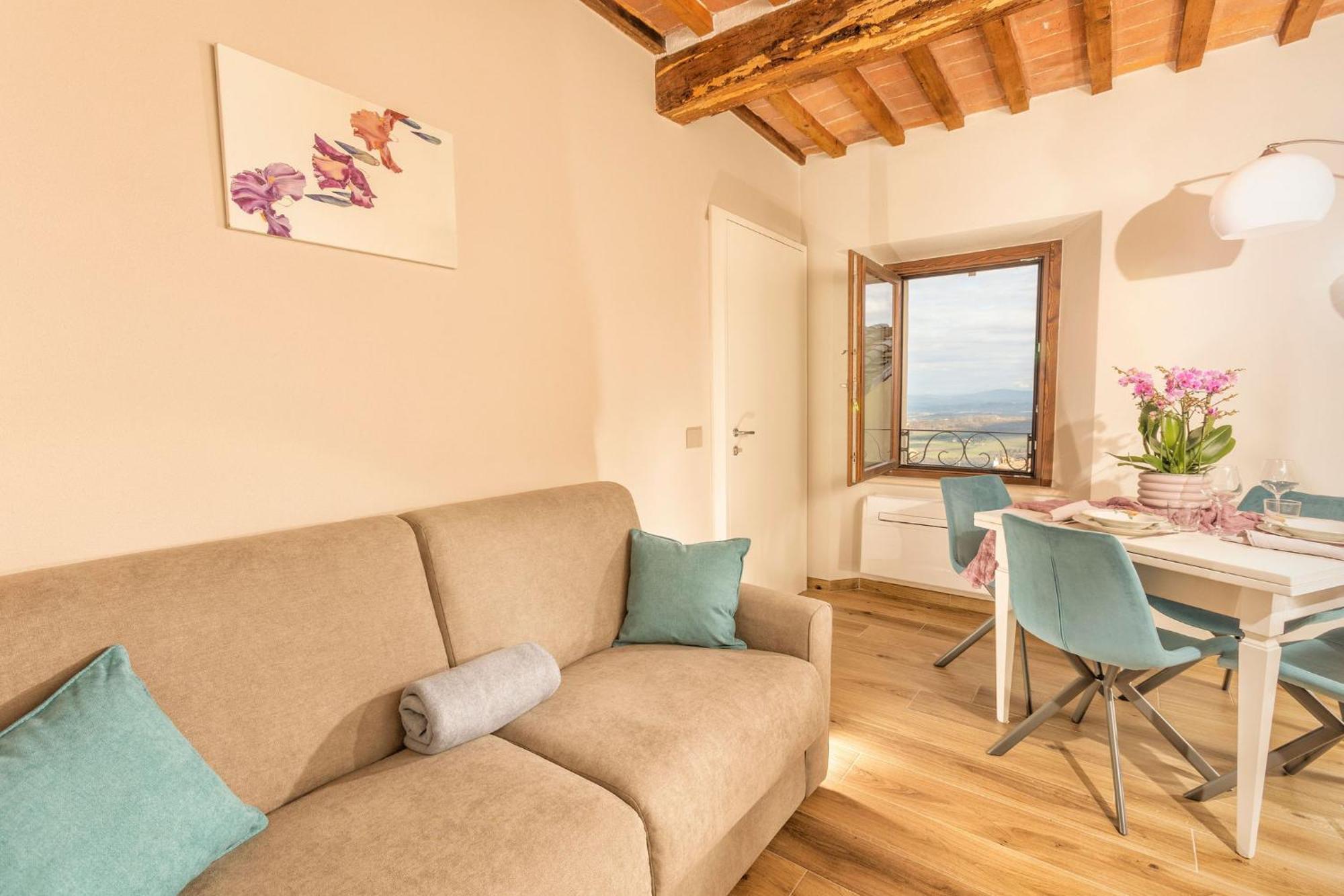 Palazzo Falcinelli Luxury Room In Montepulciano Center With Air Conditioning And Elevator Zewnętrze zdjęcie