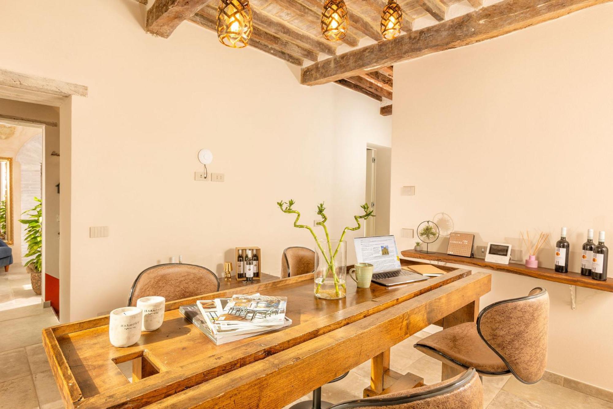 Palazzo Falcinelli Luxury Room In Montepulciano Center With Air Conditioning And Elevator Zewnętrze zdjęcie