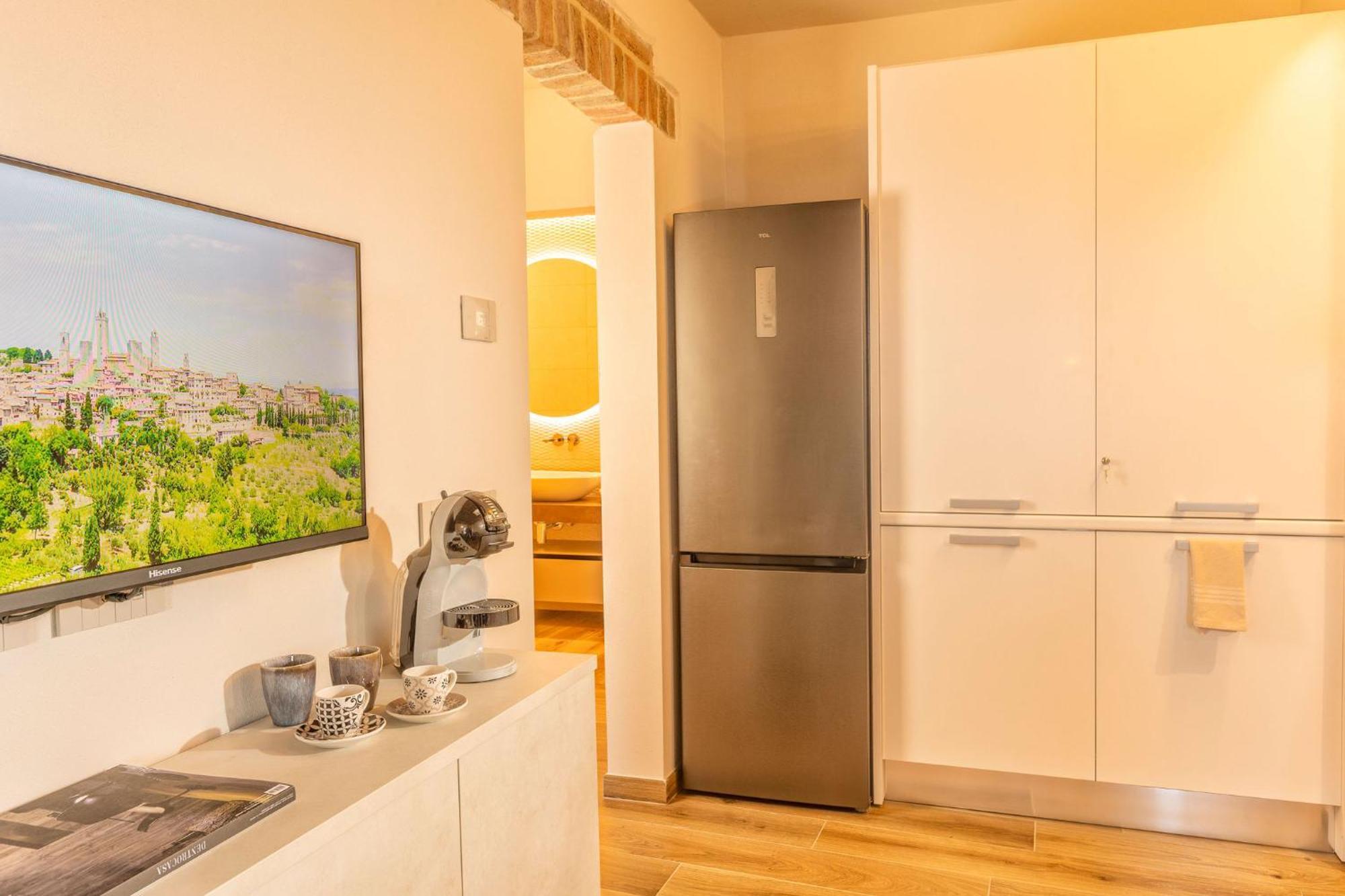 Palazzo Falcinelli Luxury Room In Montepulciano Center With Air Conditioning And Elevator Zewnętrze zdjęcie