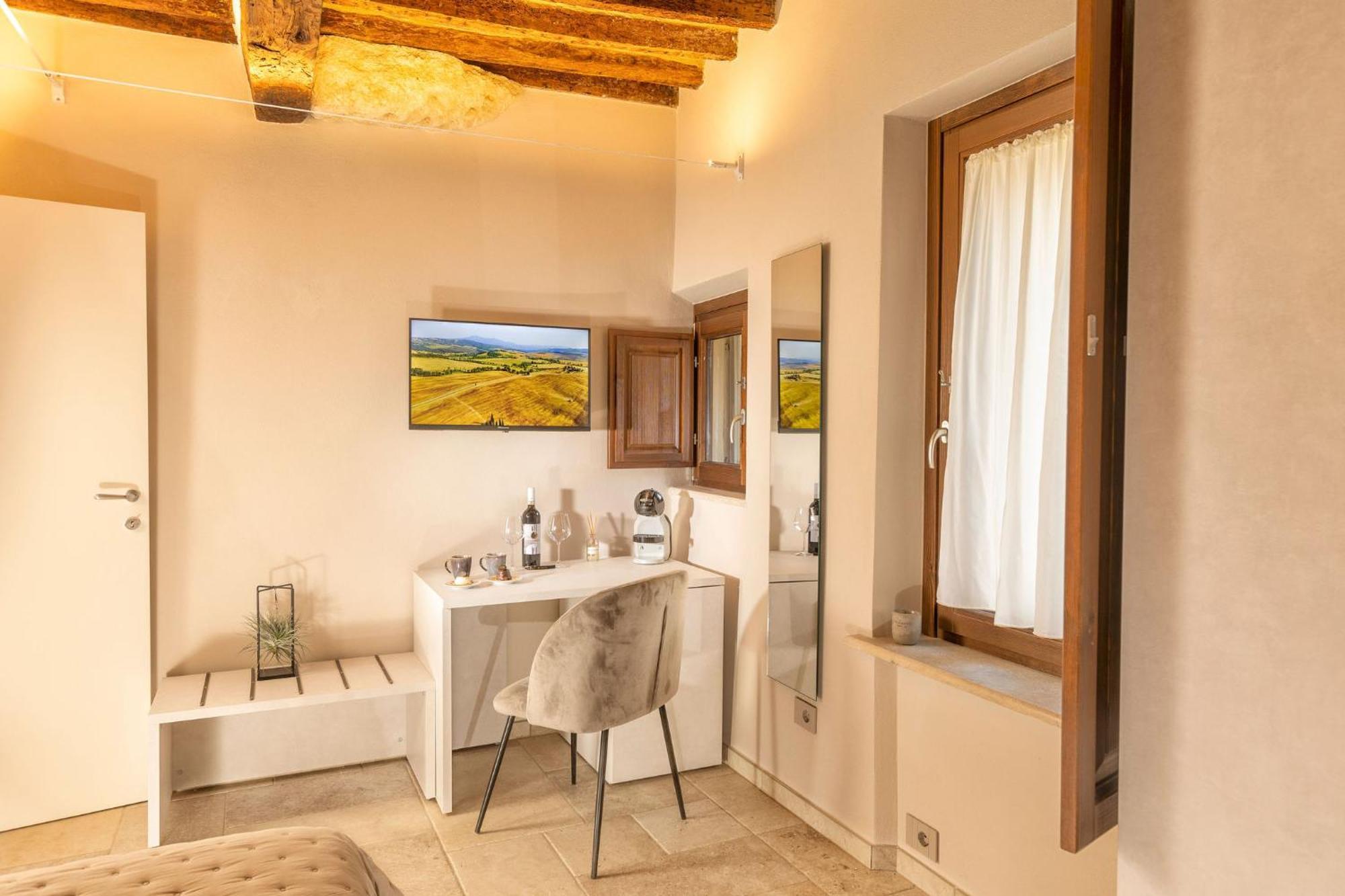 Palazzo Falcinelli Luxury Room In Montepulciano Center With Air Conditioning And Elevator Zewnętrze zdjęcie